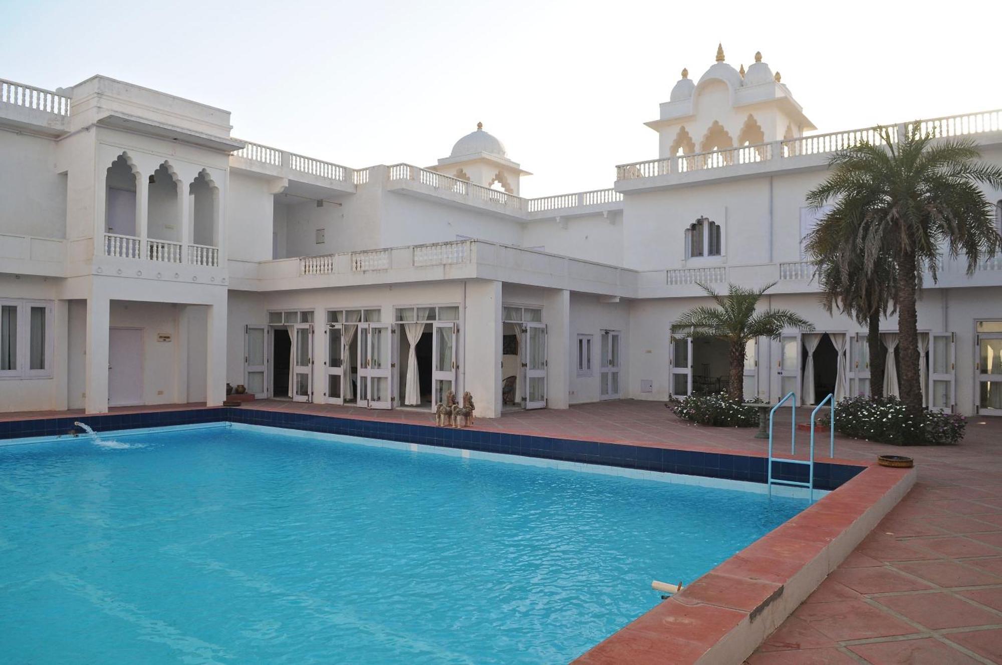 Hotel Savista Retreat Jaipur Exterior foto